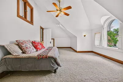 812 W 10th Street, Austin, TX 78701 - Photo 13