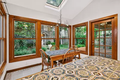 812 W 10th Street, Austin, TX 78701 - Photo 21