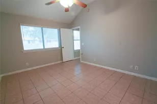 14708 Highsmith St, Austin, TX 78725 - Photo 17