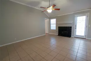 14708 Highsmith St, Austin, TX 78725 - Photo 5