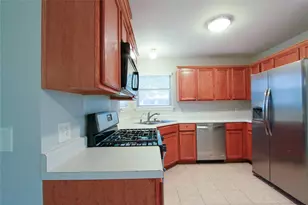 14708 Highsmith St, Austin, TX 78725 - Photo 11