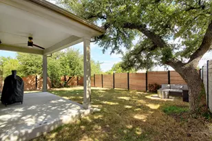 16601 Sydney Carol Ln, Austin, TX 78734 - Photo 7