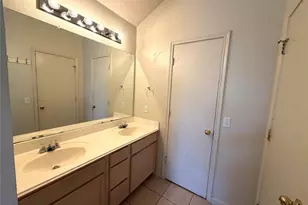 1121 Stephanie Lee Ln, Austin, TX 78753 - Photo 9