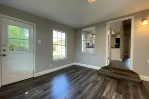 2004 Maple St, Georgetown, TX 78626 - Photo 25