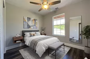2004 Maple St, Georgetown, TX 78626 - Photo 5