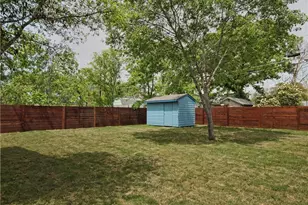 306 Franklin Blvd, Austin, TX 78751 - Photo 19