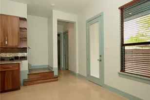 306 Franklin Blvd, Austin, TX 78751 - Photo 9