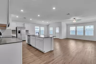 607 Bluejack Way, Hutto, TX 78634 - Photo 5