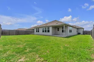607 Bluejack Wy, Hutto, TX 78634 - Photo 21