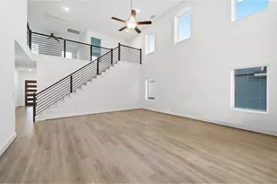 121 Cougar Hl Dr, Jarrell, TX 76537 - Photo 9