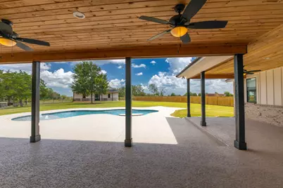 1215 Private Road 7039, Lexington, TX 78947 - Photo 25