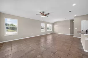 1919 Mexia Dr, Round Rock, TX 78664 - Photo 5