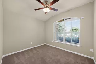 1919 Mexia Dr, Round Rock, TX 78664 - Photo 11