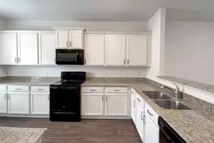 138 Niven Path, Jarrell, TX 76537 - Photo 11