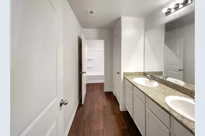 138 Niven Path #26E, Jarrell, TX 76537 - Photo 19