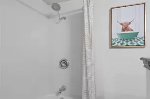 1601 Faro Dr, Austin, TX 78741 - Photo 17