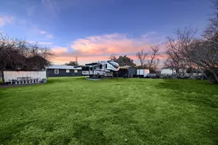 210 Fallwell St, Liberty Hill, TX 78642 - Photo 29