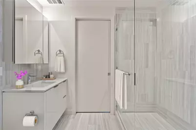 44 East Avenue #2011, Austin, TX 78701 - Photo 9