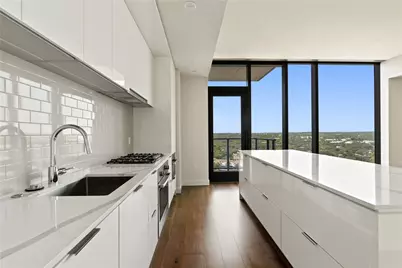 44 East Avenue #2011, Austin, TX 78701 - Photo 13