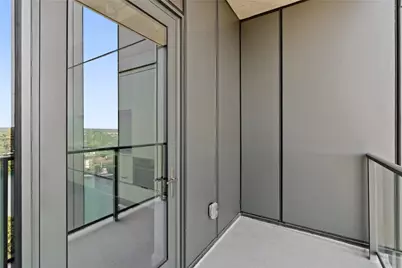 44 East Avenue #2011, Austin, TX 78701 - Photo 25