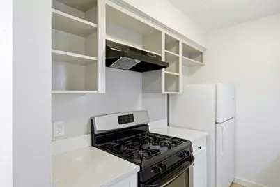 2319 Greenfield Parkway #108, Austin, TX 78741 - Photo 5
