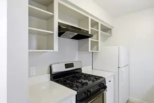 2319 Greenfield Pkwy, Austin, TX 78741 - Photo 5