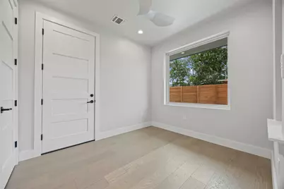 100 W Odell Street #2, Austin, TX 78752 - Photo 7