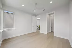 100 W Odell St, Austin, TX 78752 - Photo 17