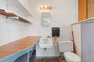 631 S Harris St, Giddings, TX 78942 - Photo 21