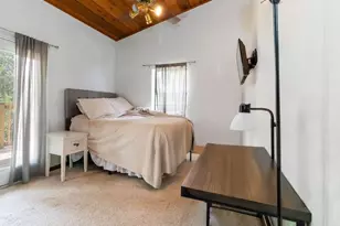 214 Laura Ln, Bastrop, TX 78602 - Photo 19