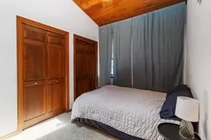 214 Laura Ln, Bastrop, TX 78602 - Photo 17
