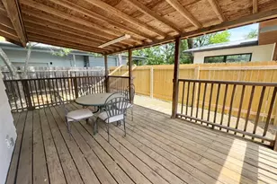 406 Swanee Dr, Austin, TX 78752 - Photo 17