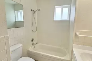 406 Swanee Dr, Austin, TX 78752 - Photo 11