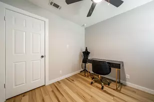 7003 Cherry Meadow Dr, Austin, TX 78745 - Photo 31