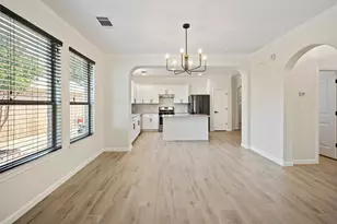 10936 Short Springs Dr, Austin, TX 78754 - Photo 9