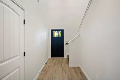 10936 Short Springs Drive, Austin, TX 78754 - Photo 5