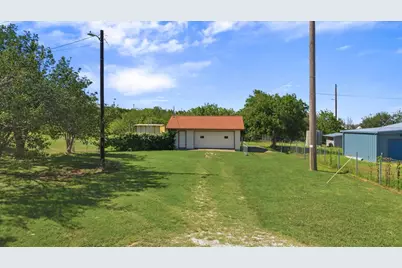 102 Lambs Trail, Buda, TX 78610 - Photo 31
