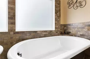 1041 Dyer Crossing Way, Round Rock, TX 78665 - Photo 25