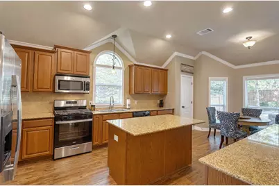 1041 Dyer Crossing Way, Round Rock, TX 78665 - Photo 15