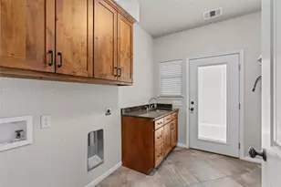 1167 Co Rd 427, Thrall, TX 76578 - Photo 27