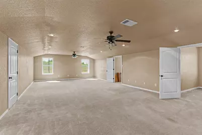 1167 County Road 427, Thrall, TX 76578 - Photo 29