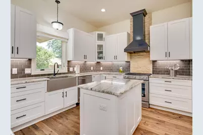 3907 Bailey Lane, Austin, TX 78756 - Photo 15