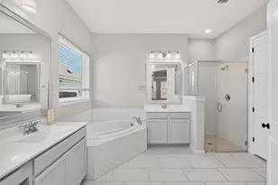 311 Bear Oak St, Hutto, TX 78634 - Photo 21