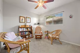 2712 Thrushwood Dr, Austin, TX 78757 - Photo 31