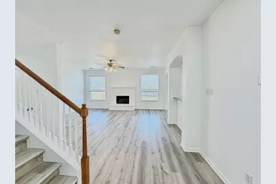 605 Stansted Manor Drive, Pflugerville, TX 78660 - Photo 7