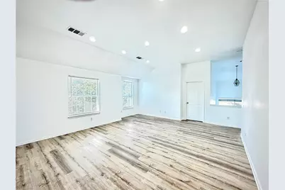 605 Stansted Manor Drive, Pflugerville, TX 78660 - Photo 5