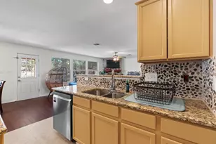 6005 La Mesa St, Lago Vista, TX 78645 - Photo 13