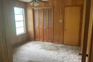 410 Hazel Ave, Rockdale, TX 76567 - Photo 9