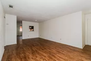 323 W William Cannon Dr, Austin, TX 78745 - Photo 13