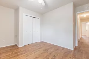 323 W William Cannon Dr, Austin, TX 78745 - Photo 17